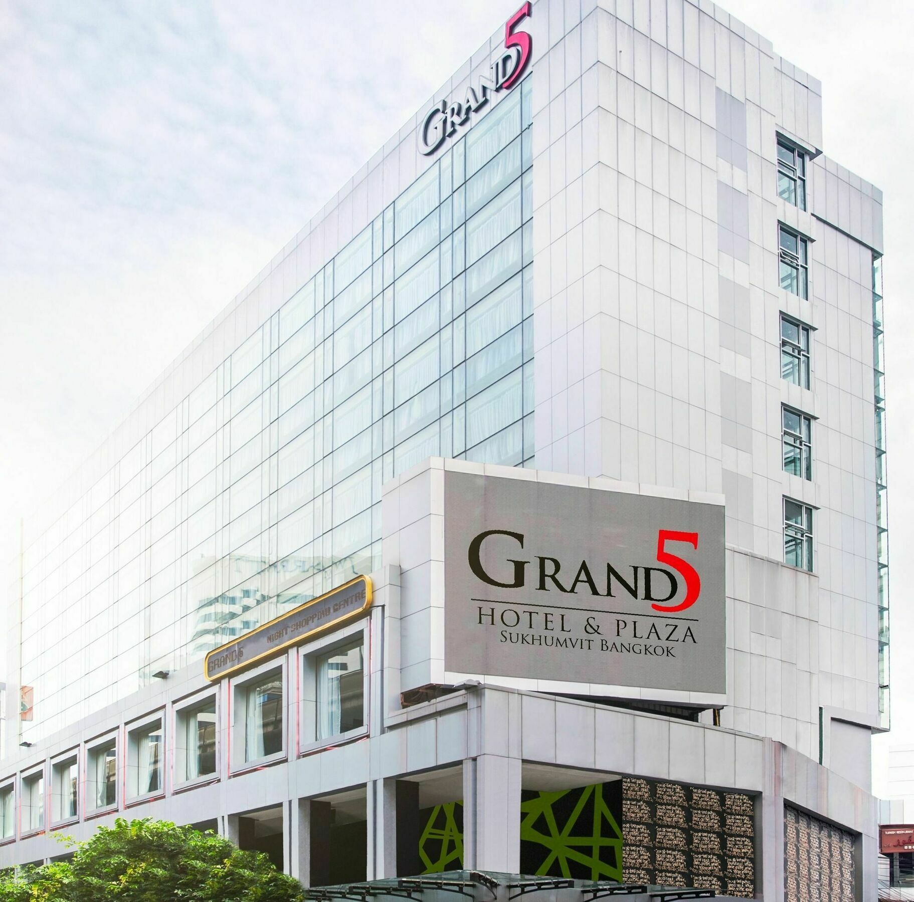 Hotel Grand 5 & Plaza Sukhumvit