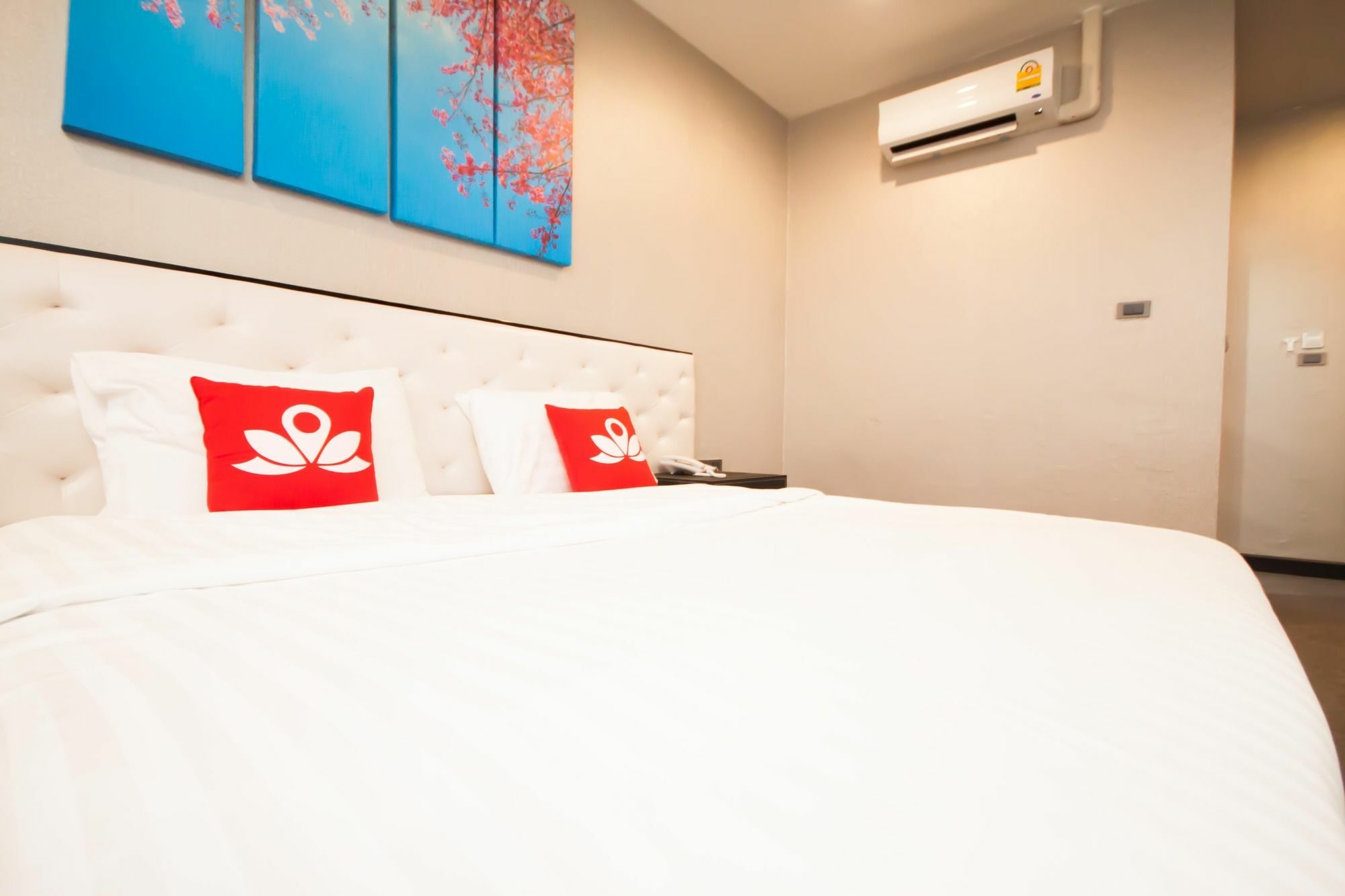 Hotel Zen Premium Sukhumvit 33 3*