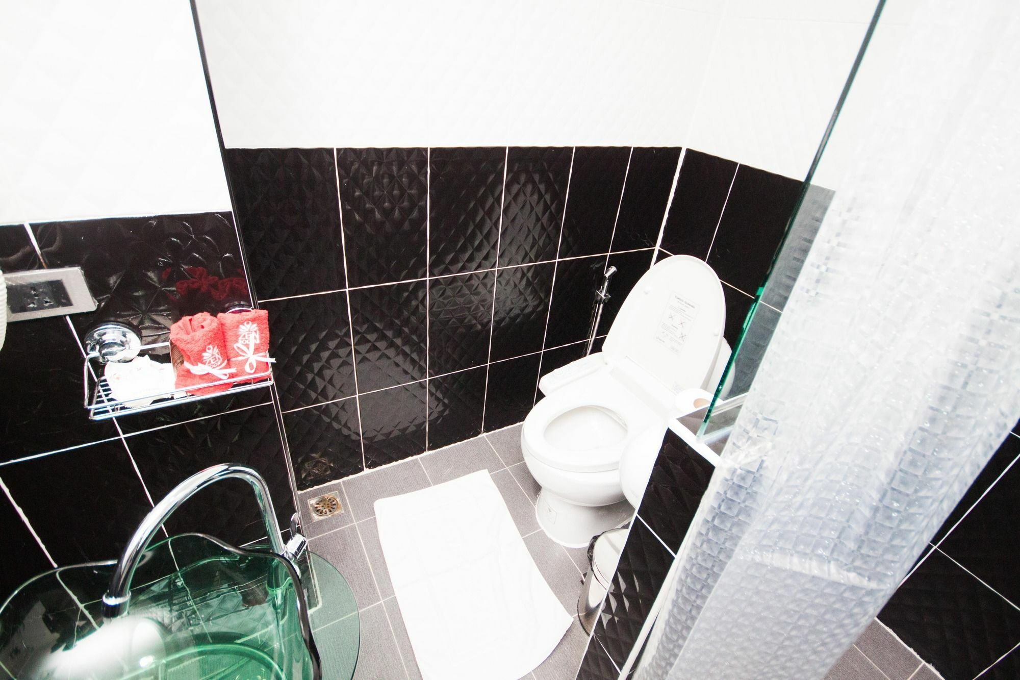 Zen Premium Sukhumvit 33 3*