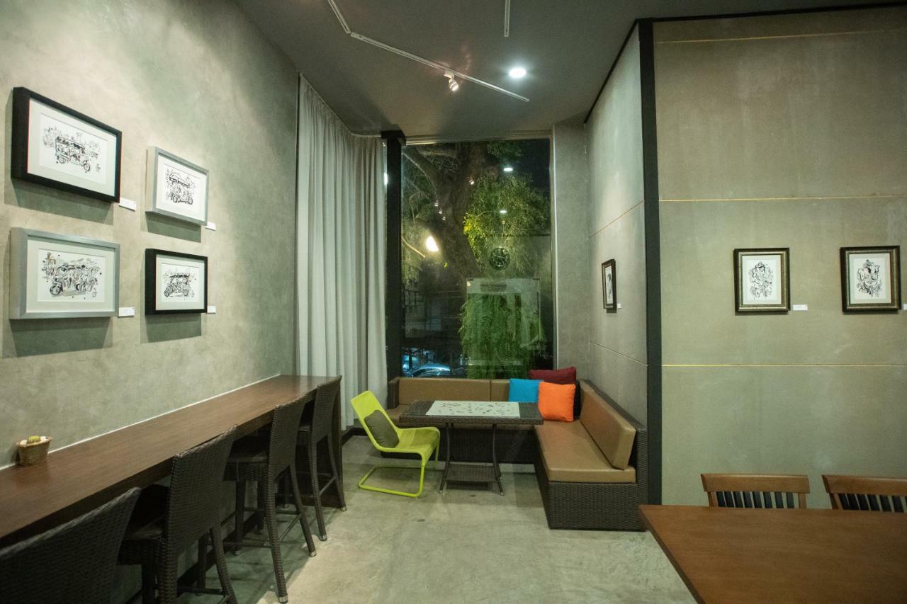Third Rock Bed & Breakfast Bangkok