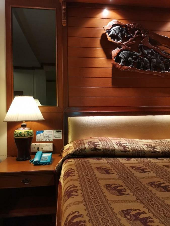 Khách sạn Royal Ivory Sukhumvit Nana Bangkok