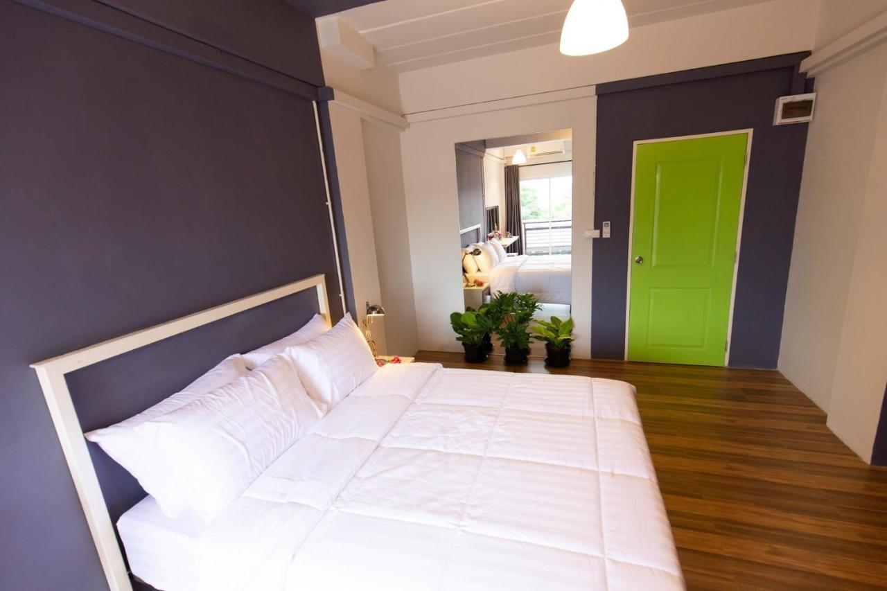 Mango 10 House Hotell 2*