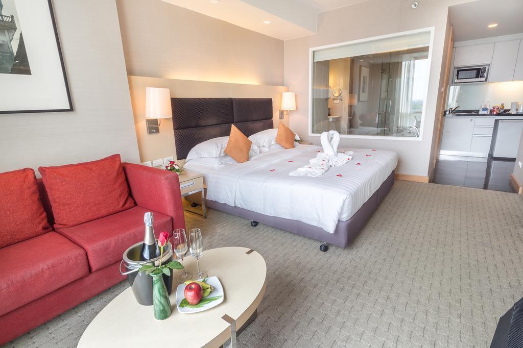 Sora & Sukhumvit - Formerly Aspira 12th Avenue Asoke Sukhumvit 4* Banguecoque