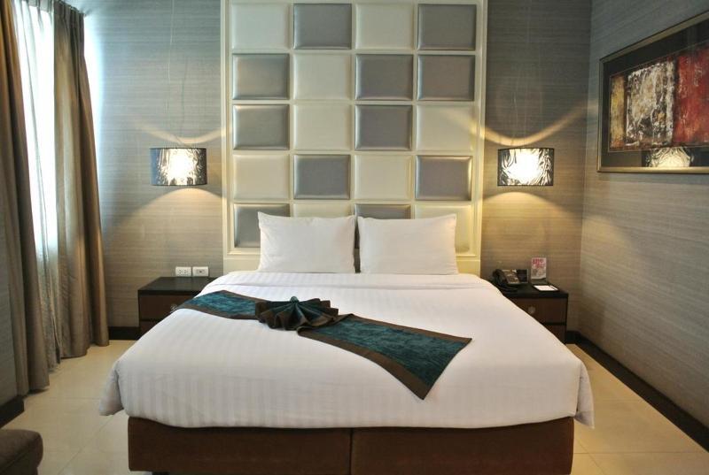 Khách sạn Furamaxclusive Asoke, 4*