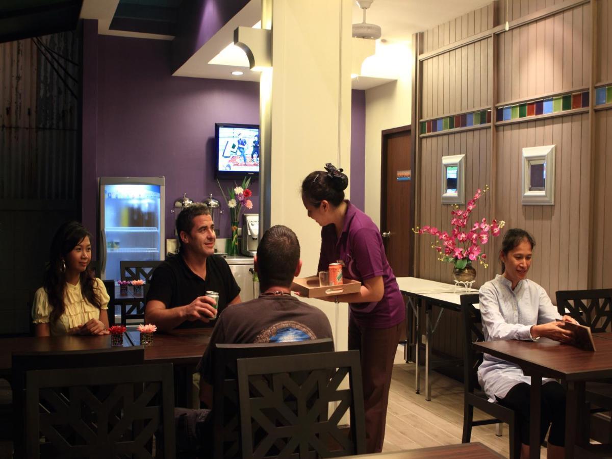 Sawasdee @ Sukhumvit Soi 8 3*