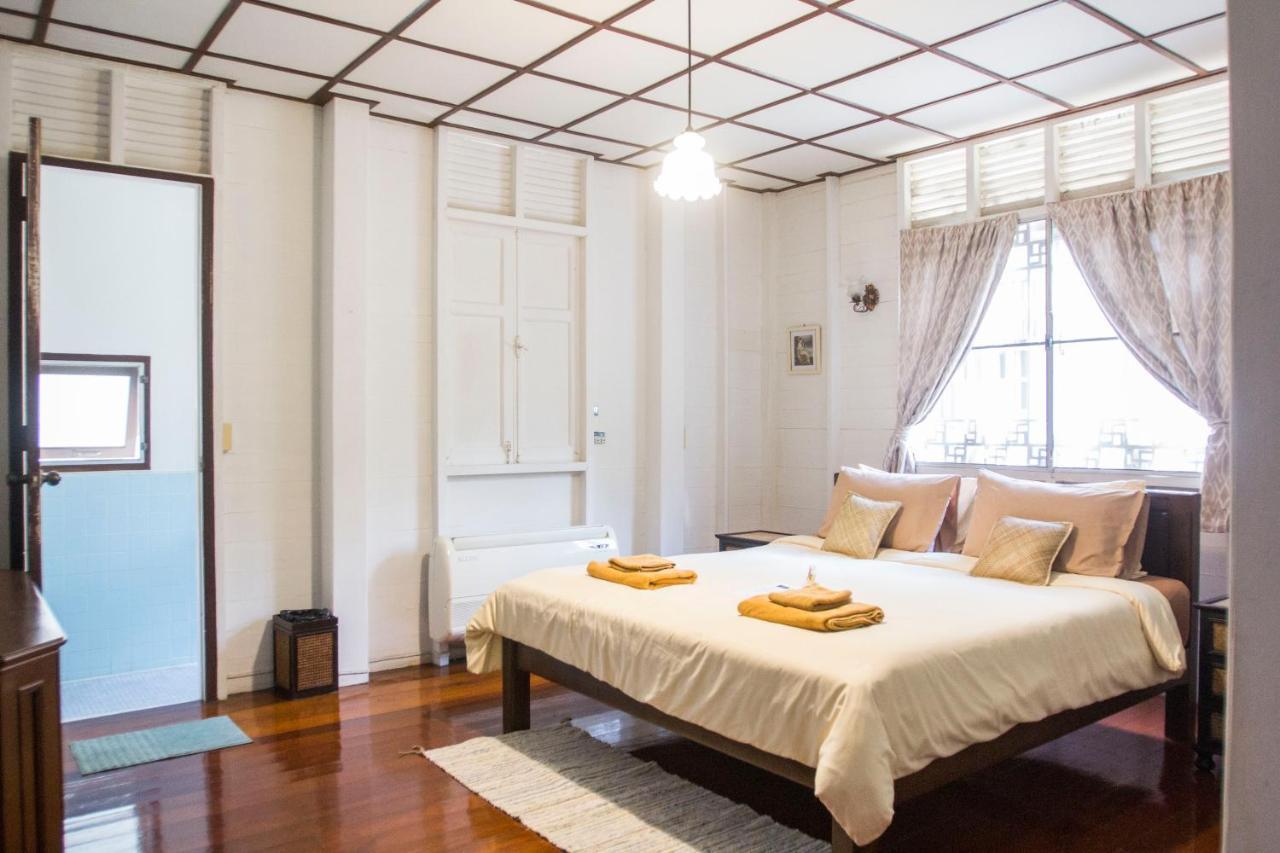 Guest house 24 Samsen Heritage House Bangkok