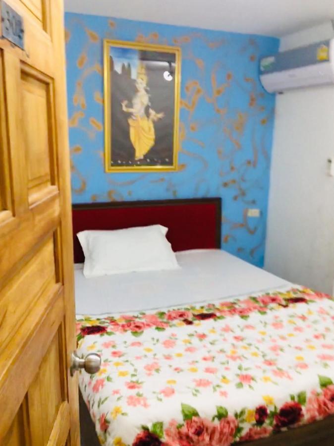 Guest house Papa Ji And Restaurant 2*