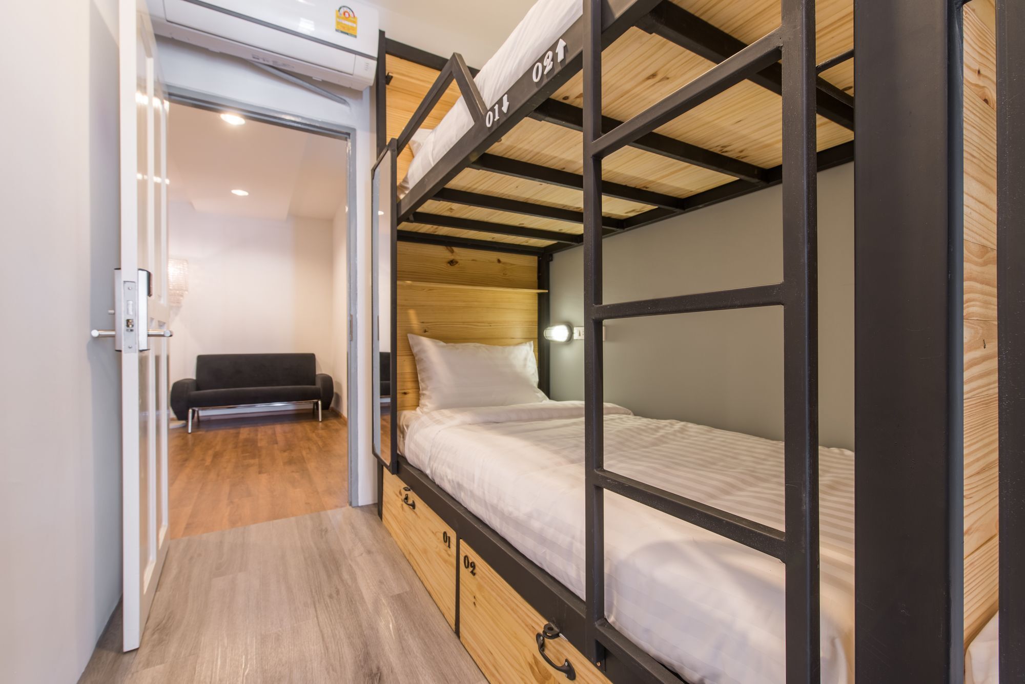 Hostel X9hostel