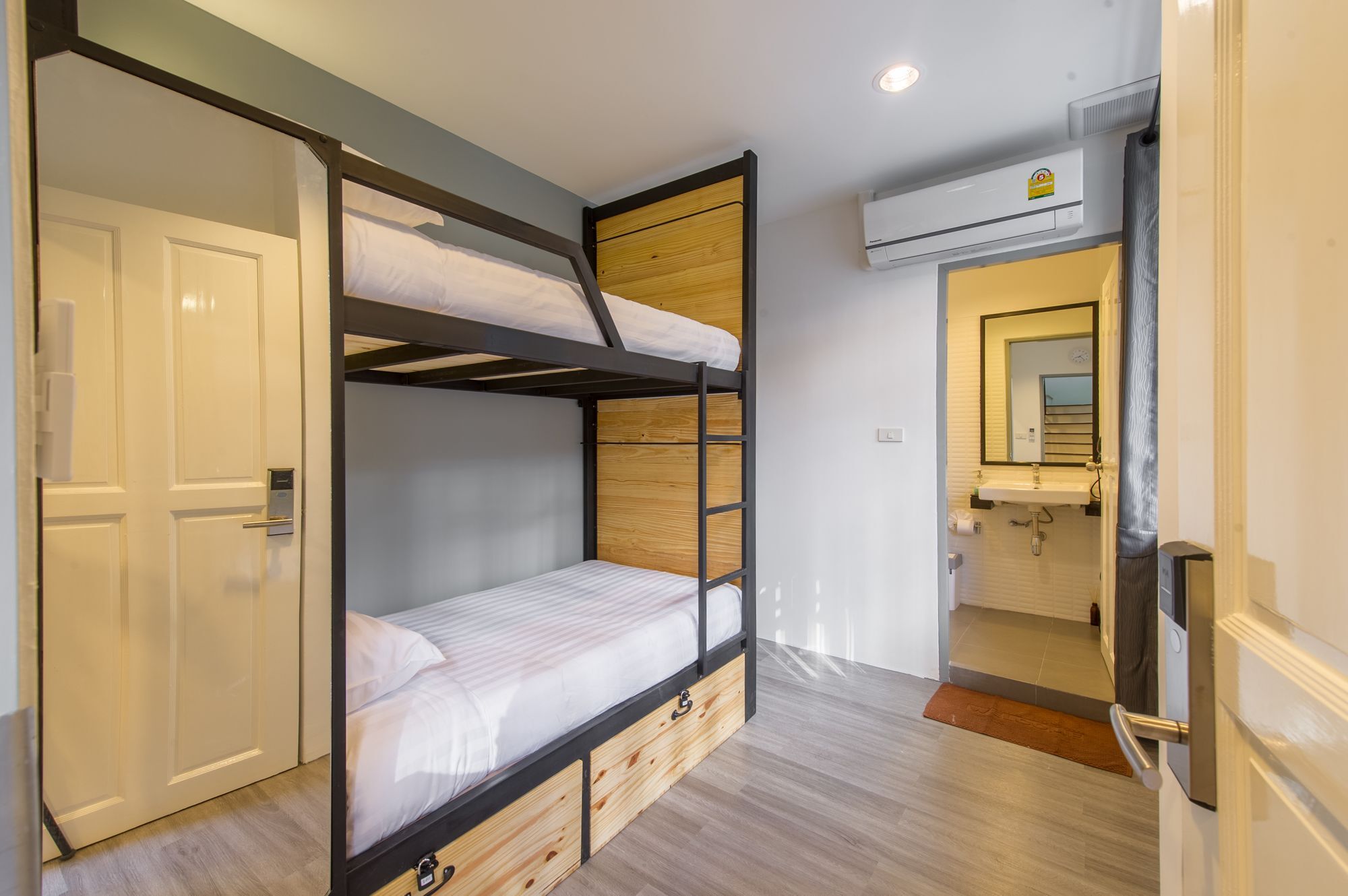Albergue X9hostel *