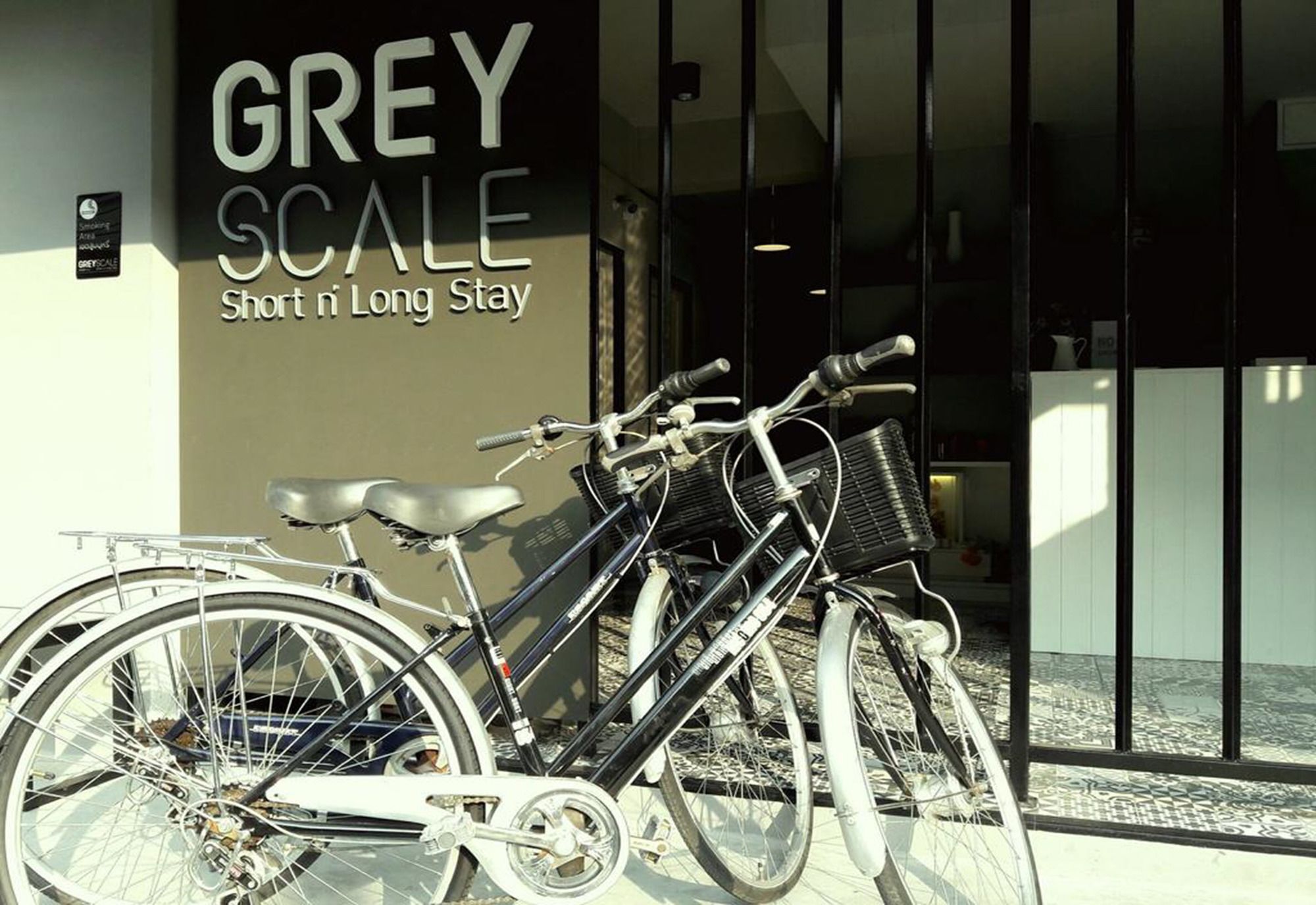 Greyscale Short & Long 2* Bangkok