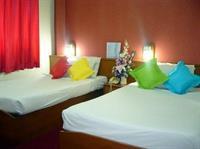 Bunk Sukhumvit 11 Business Hotel