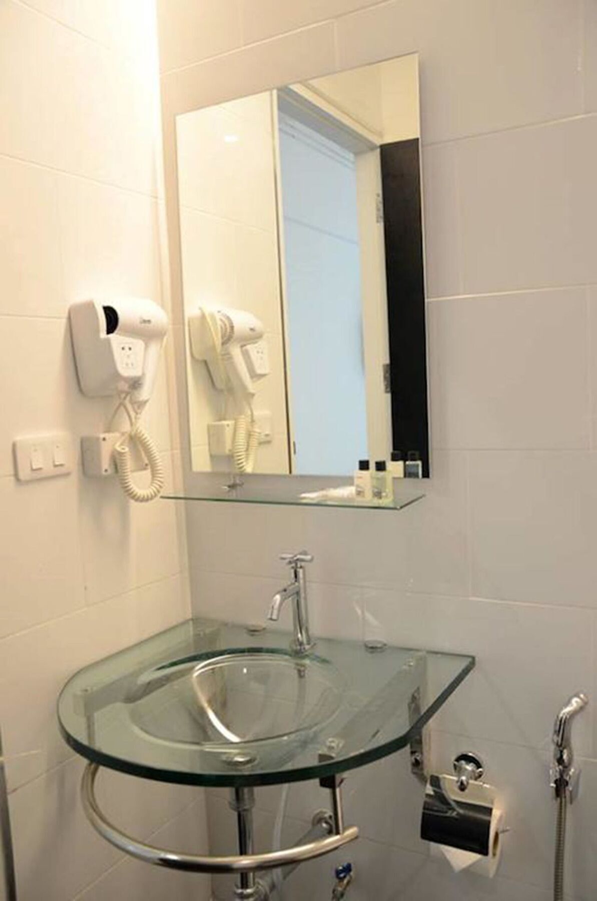 Hotel 3 Howw At Sukhumvit 21 Bangkok