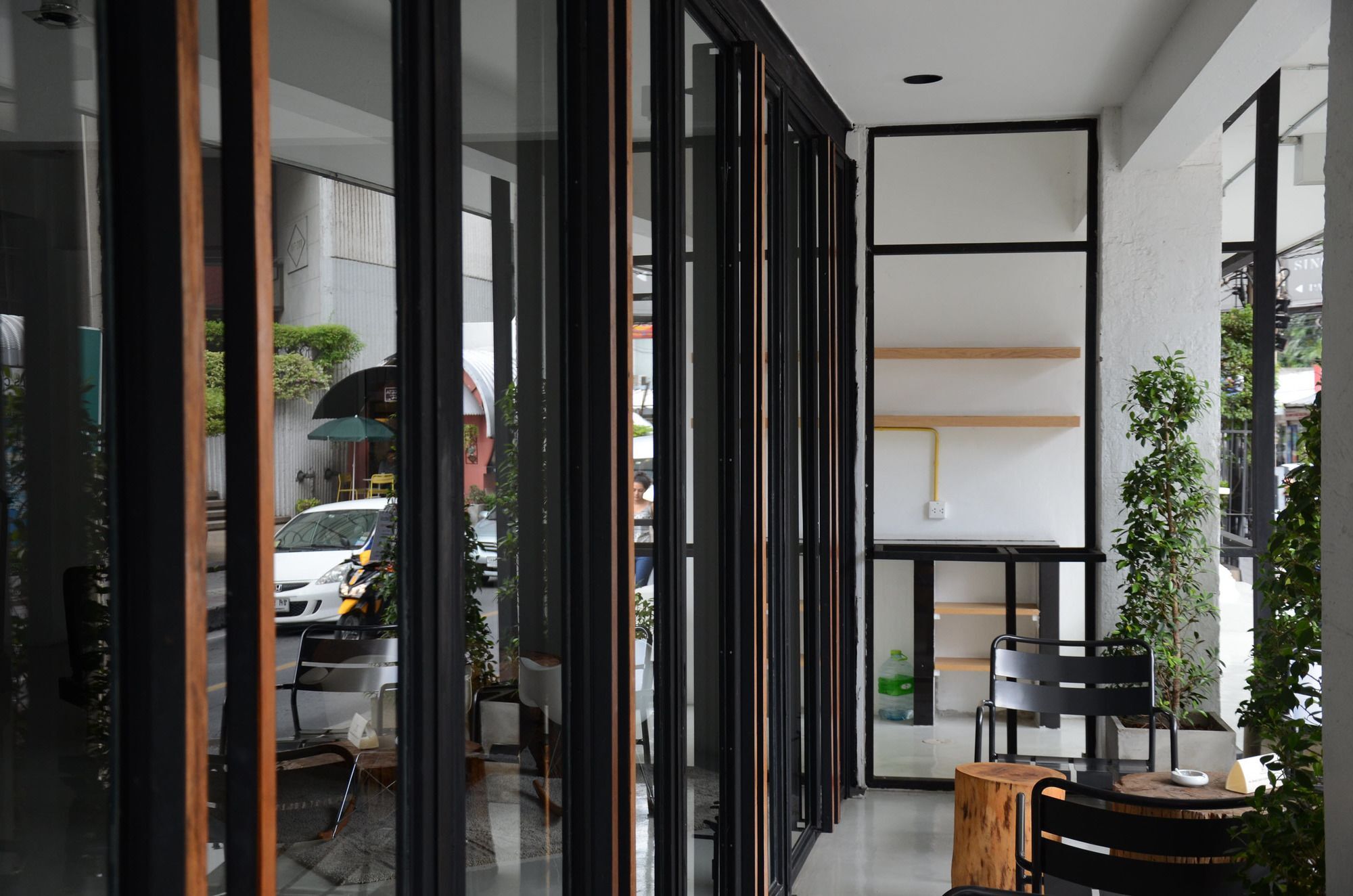 3 Howw At Sukhumvit 21 Hotel Bangkok