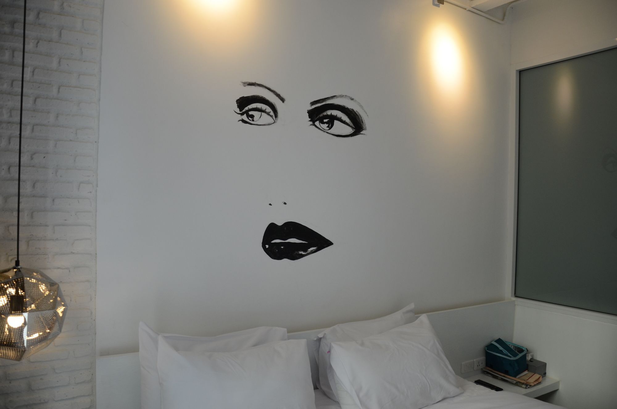 3 Howw At Sukhumvit 21 Hotel Bangkok