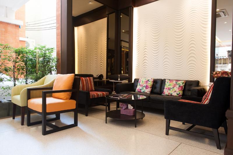 Tara Place Khách sạn 3*