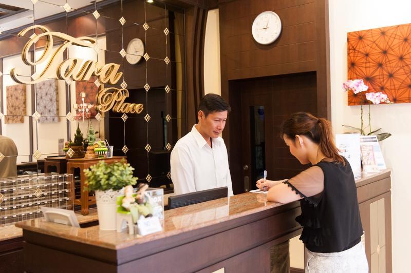 Khách sạn Tara Place Bangkok