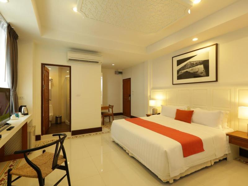 Nandha Bangkok