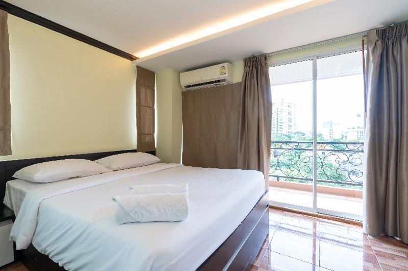 Hotel Greenview Ekkamai 10