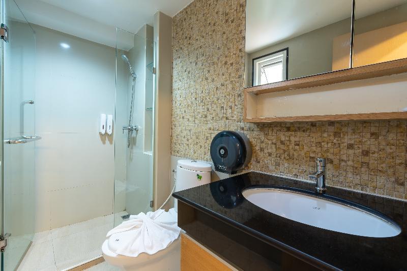 Greenview Ekkamai 10 3*