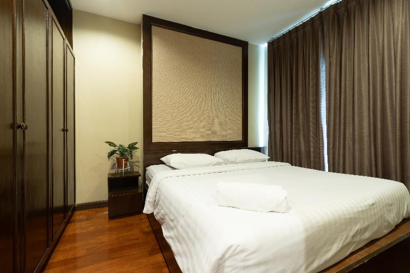 Greenview Ekkamai 10 Hotel