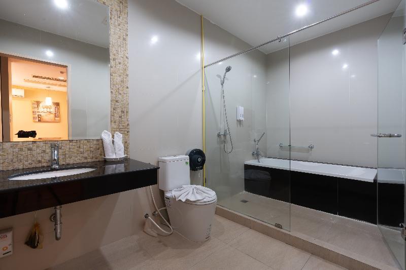 Greenview Ekkamai 10 3*