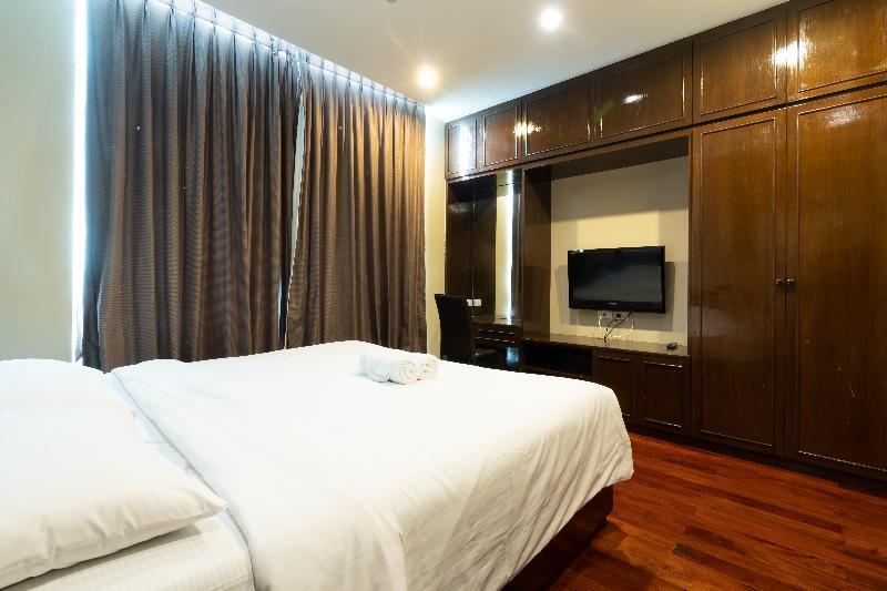 Greenview Ekkamai 10