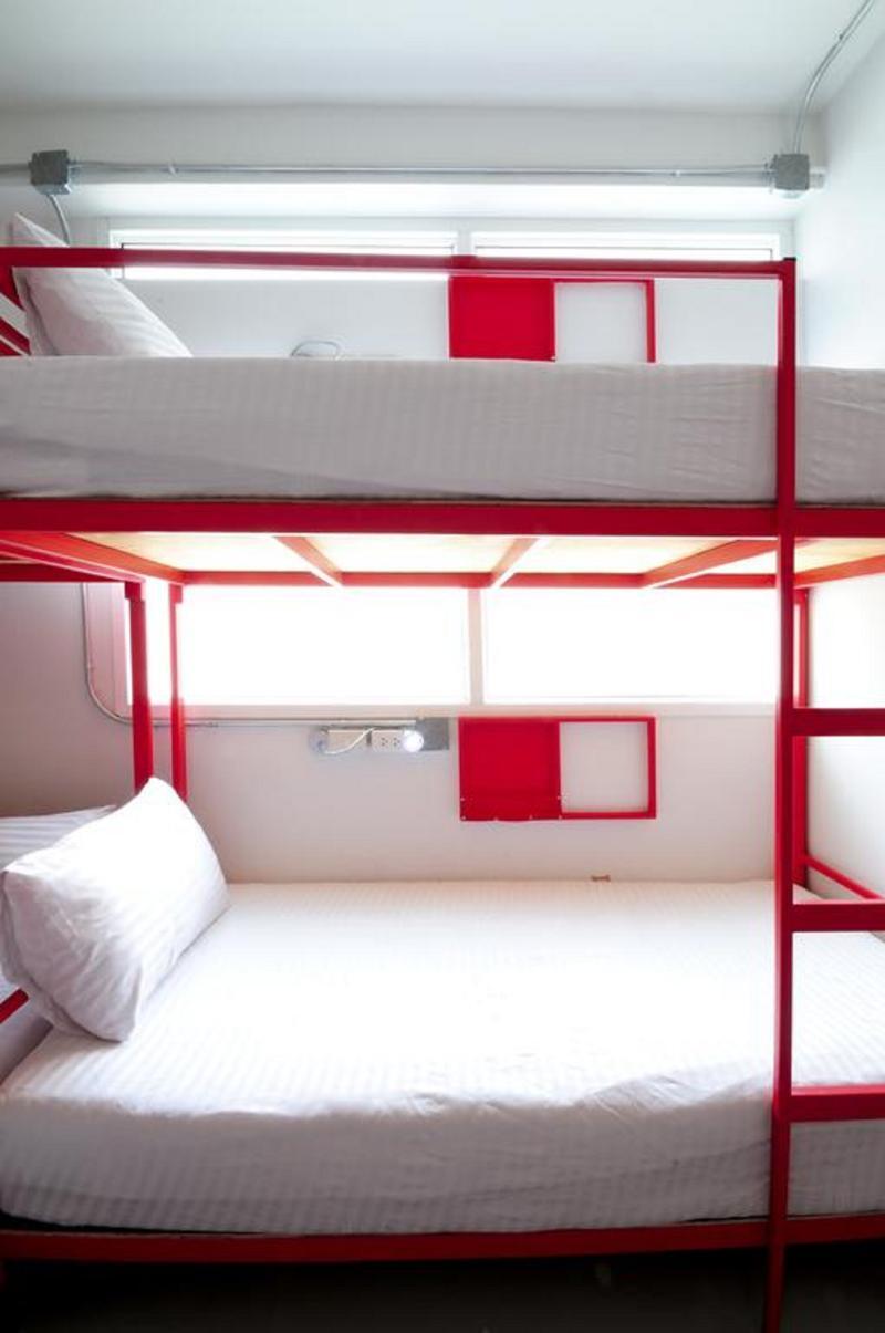 Hostel Jellybean Ezy Sathorn *