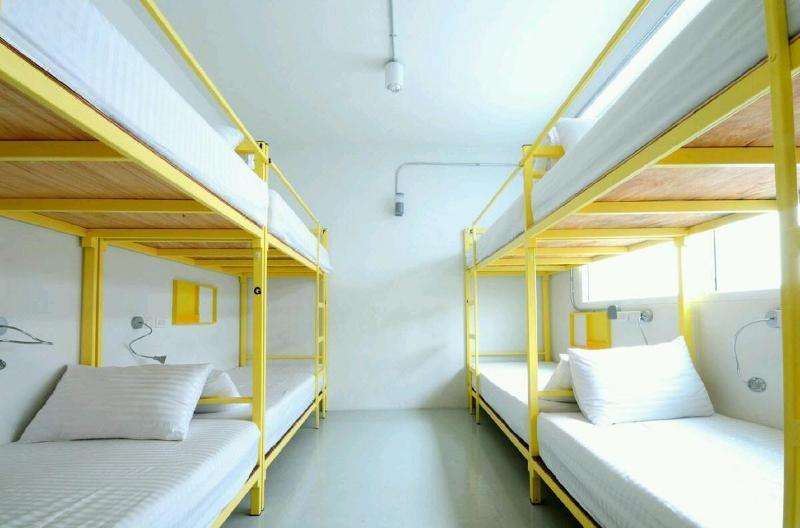 Jellybean Ezy Sathorn Hostel Bangkok