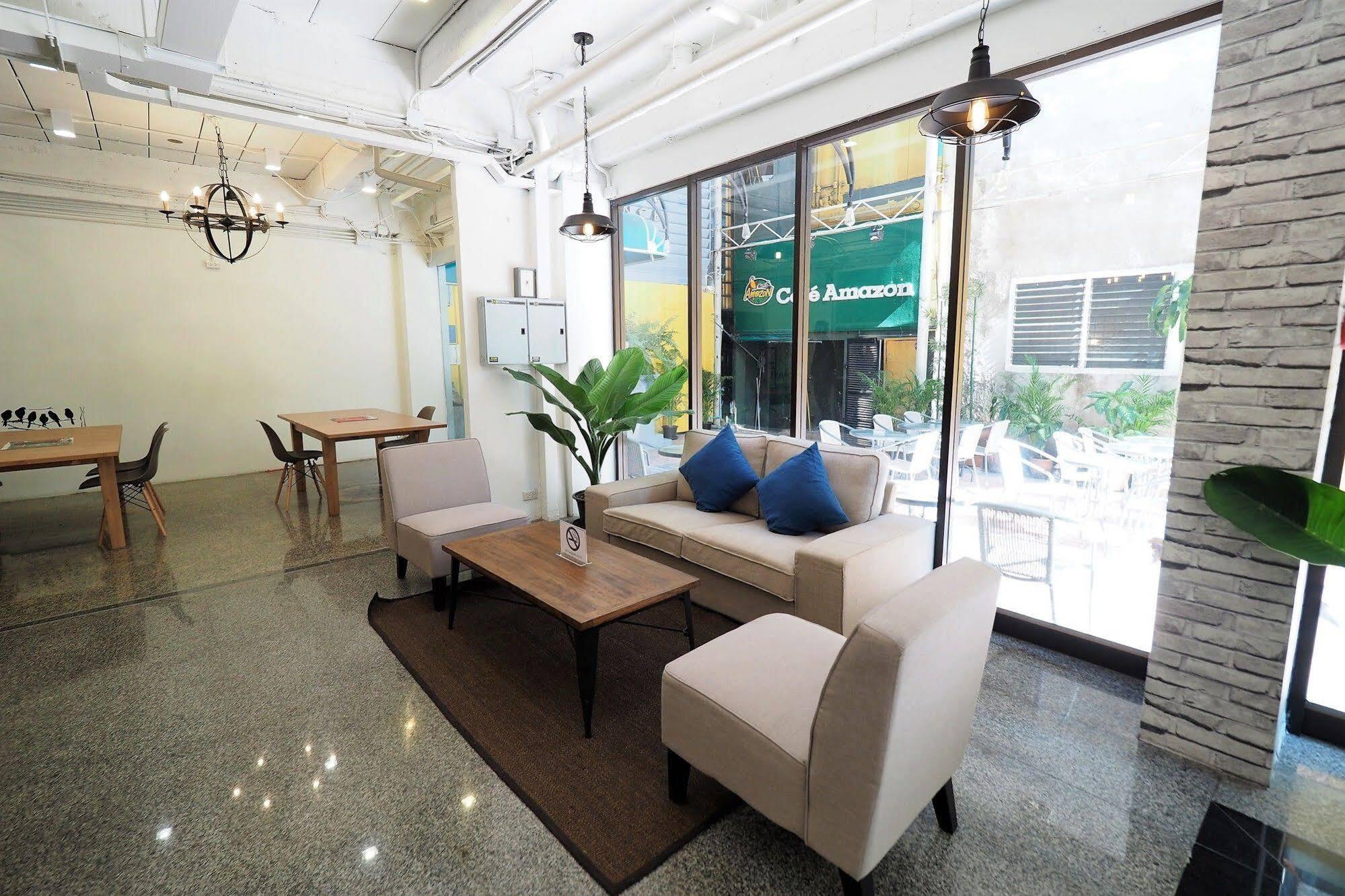 Pula Silom Bangkok