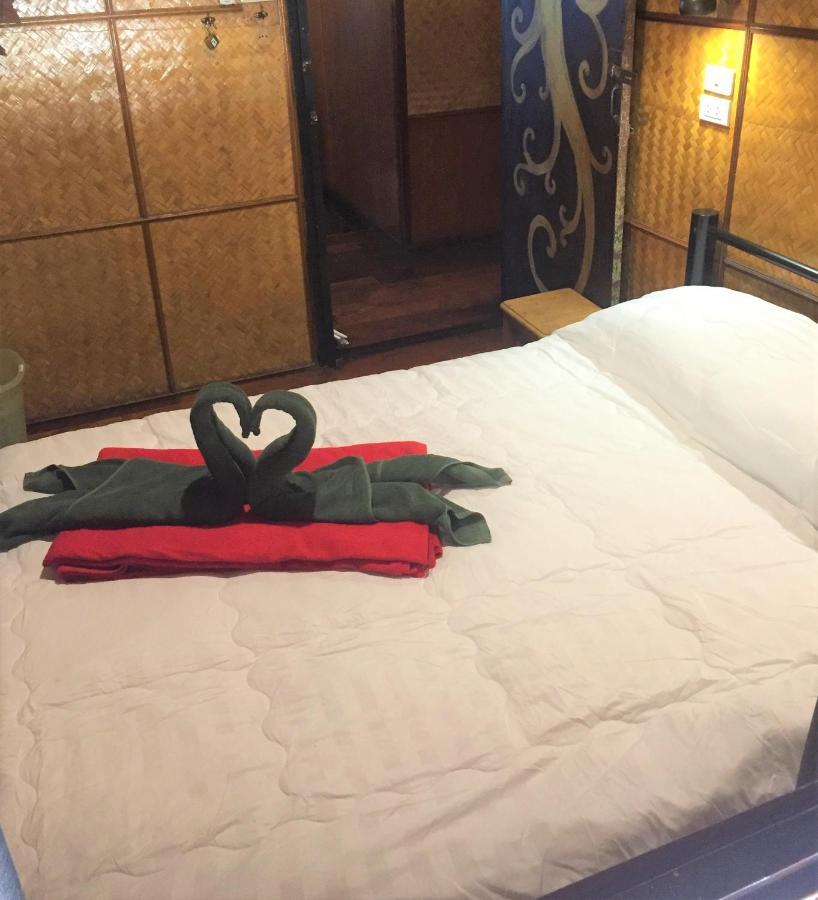 Shanti Guest house 2*