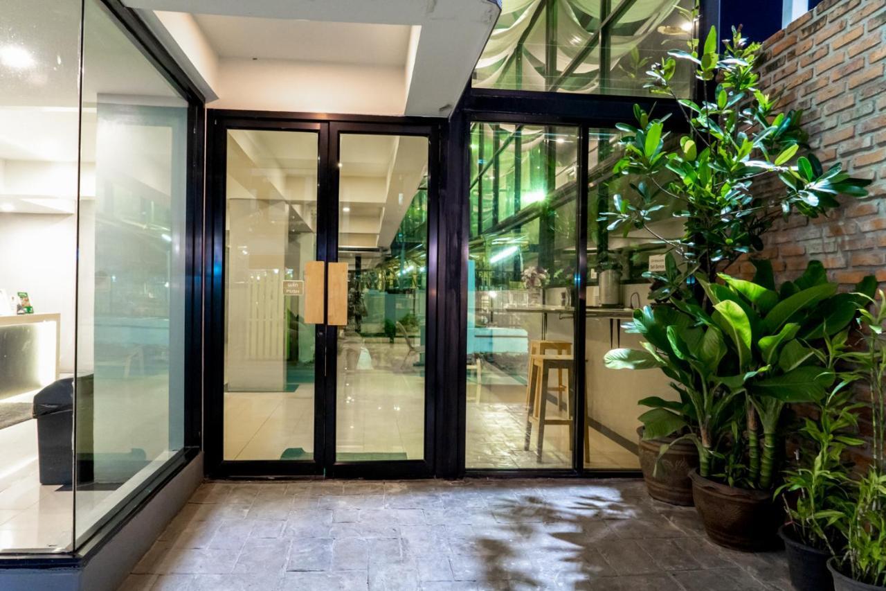 Khách sạn Roomquest Don Mueang Airport Bangkok