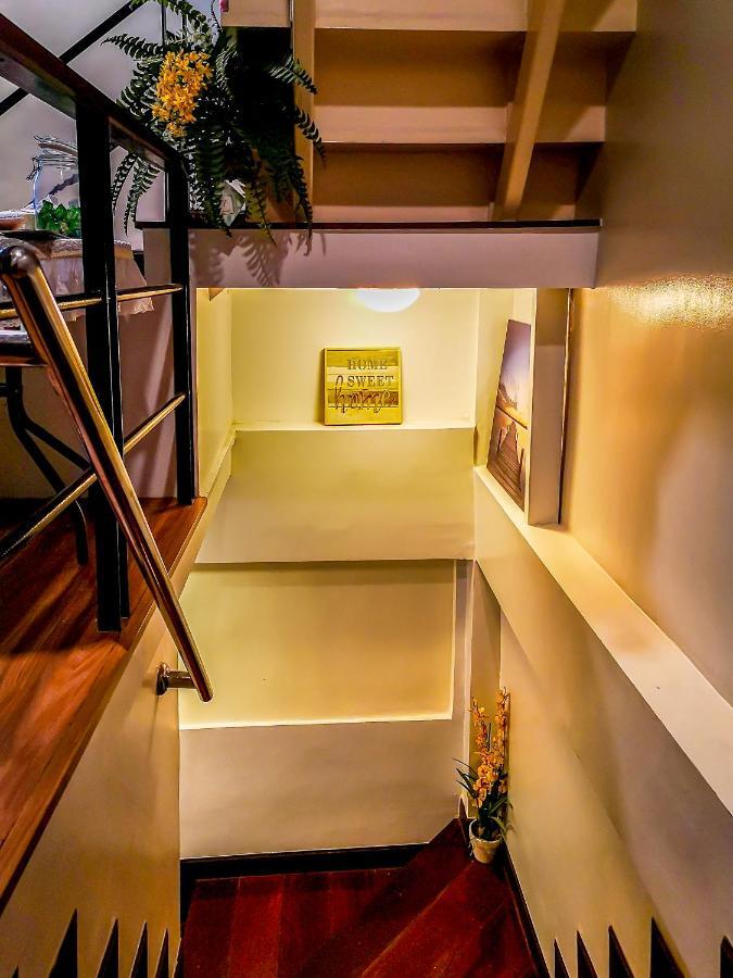 The Cube Sathorn Boutique เดอะ คิวบ์ สาทร บูติค โฮเทล Near Bts Surasak Bangkok