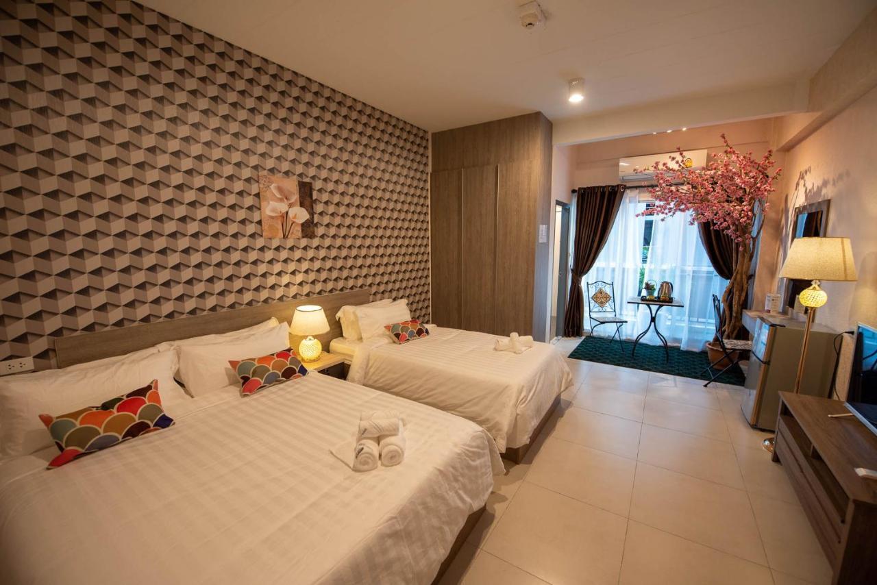 Water Hotel 3*