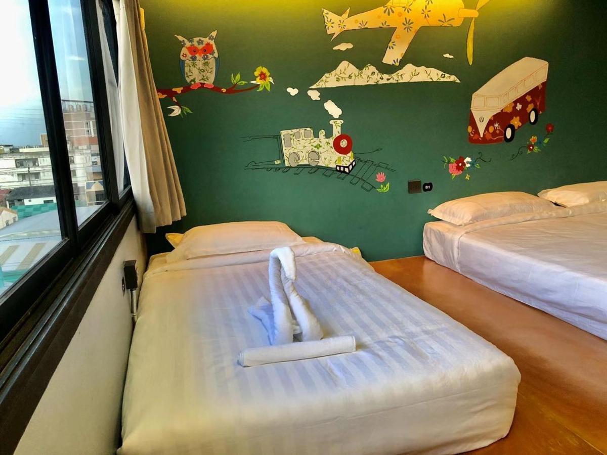 Hotel kapsul Hoot & Ratchada 3*