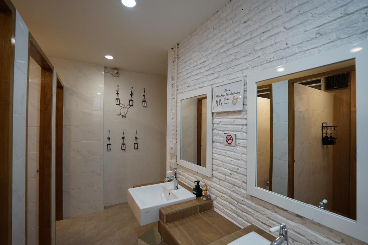 Hostel Rabbitat Bangkok