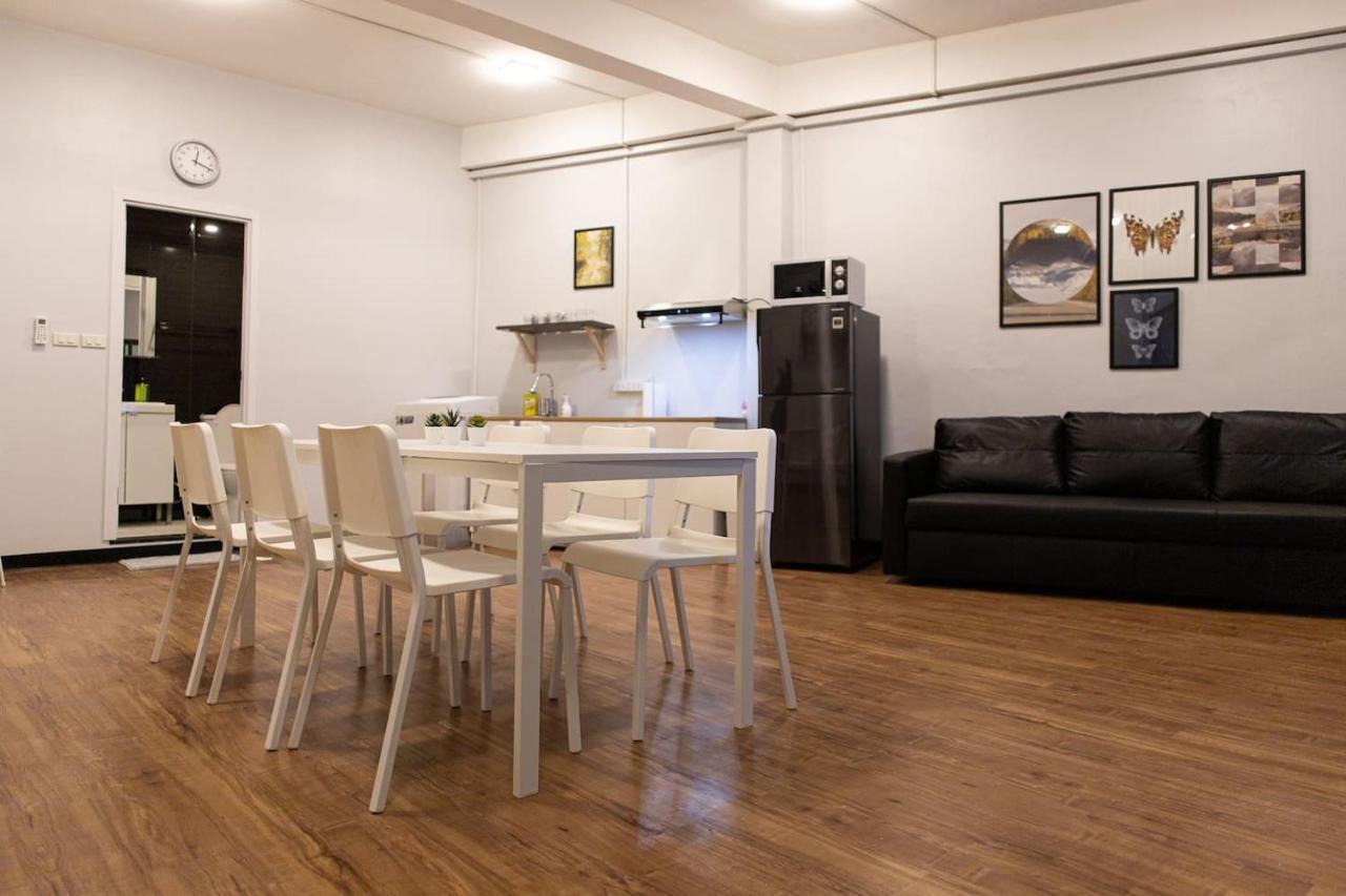 Leilighet U4 Large 2 Bed Full Kitchen 200m To Bts Bangkok