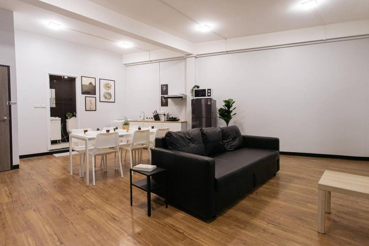 U3 Large 2 Bedroom Full Kitchen Near Bts Udomsuk Appartamento *