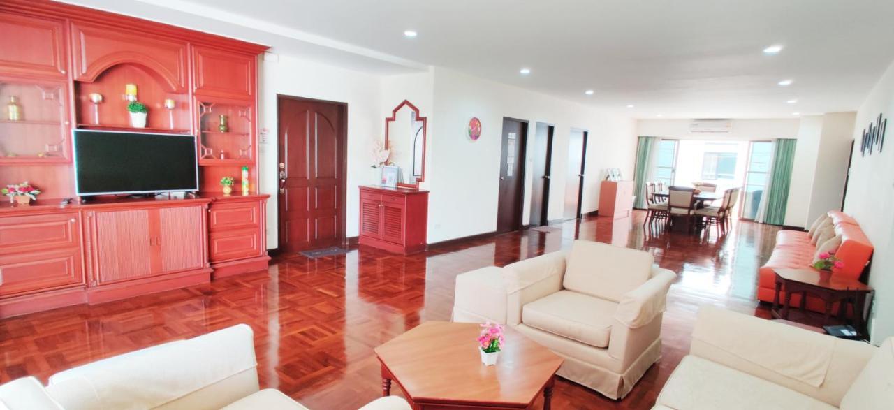 Rishi Court Bangkok