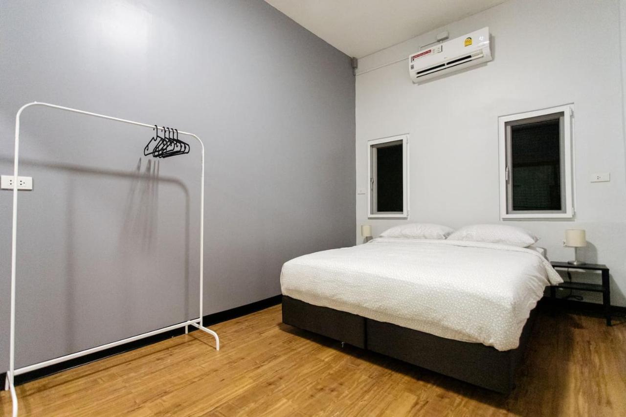 Leilighet U4 Large 2 Bed Full Kitchen 200m To Bts Bangkok