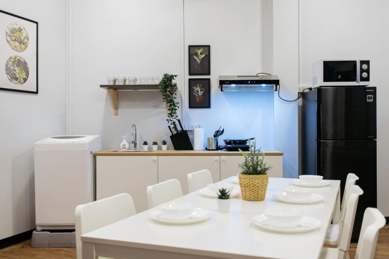 Leilighet U4 Large 2 Bed Full Kitchen 200m To Bts *
