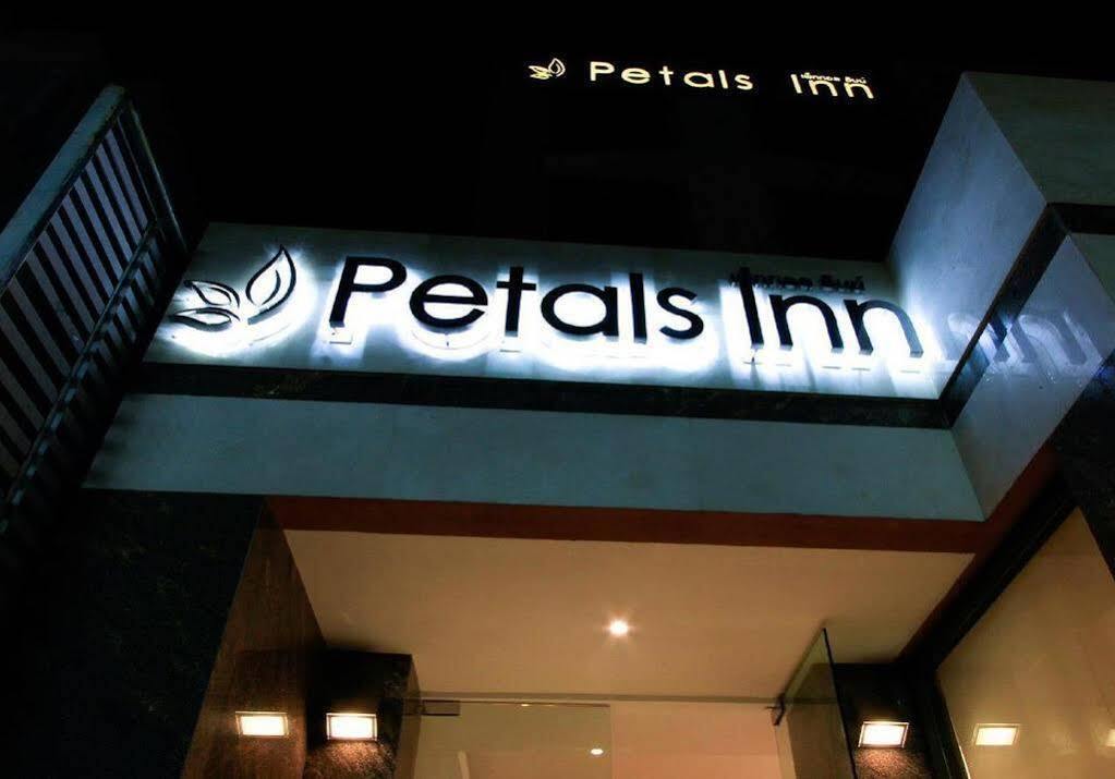 Petals 3* Bangkok