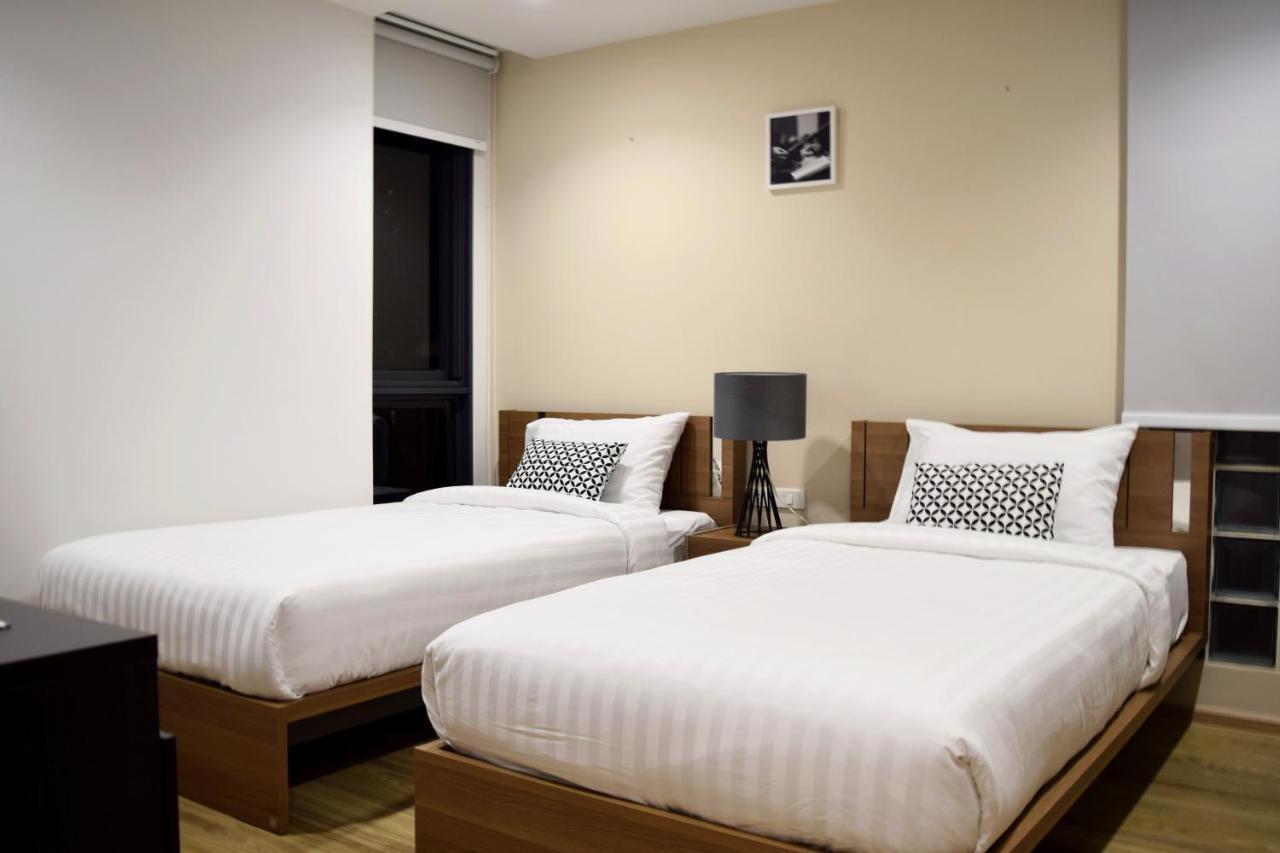 Mayflower House Apartment *