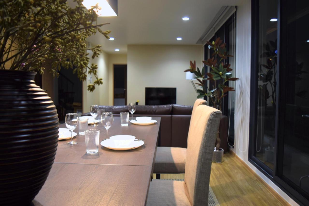 Apartment Mayflower House Bangkok