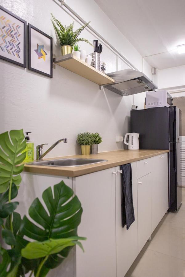 T1 Large Full Kitchen 100m. To Bts Apartment
