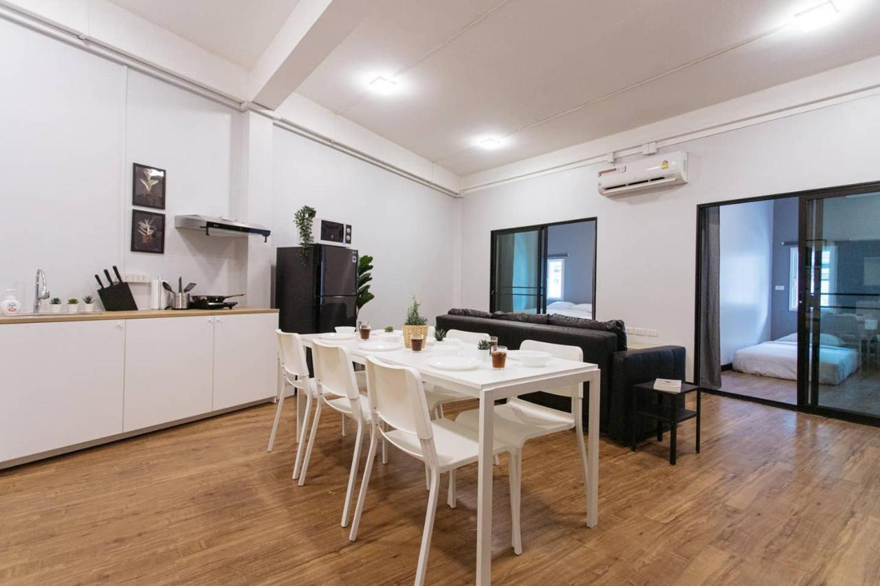 U3 Large 2 Bedroom Full Kitchen Near Bts Udomsuk Appartamento Bangkok