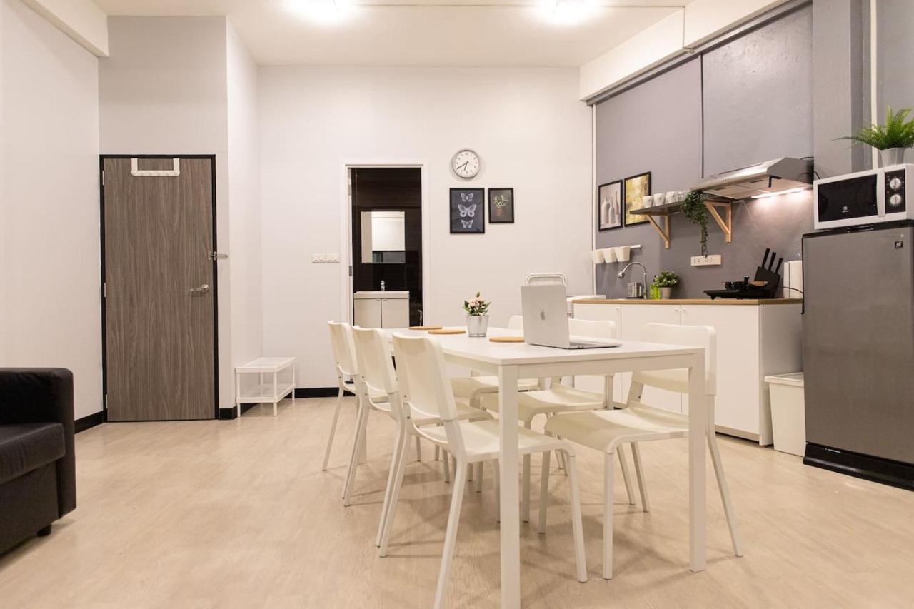 70m² 2 Slaapkamer, 1 Privé Badkamer In Sukhumvit Bangkok