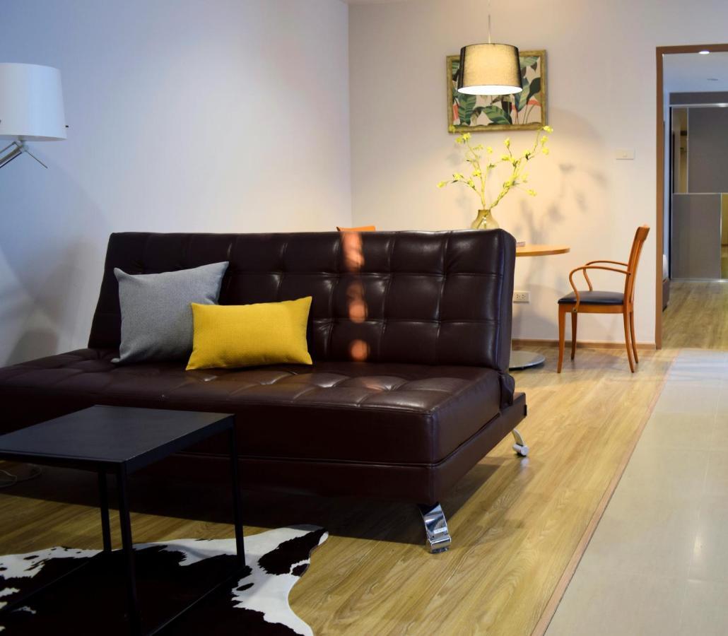 Mayflower House Apartment Bangkok