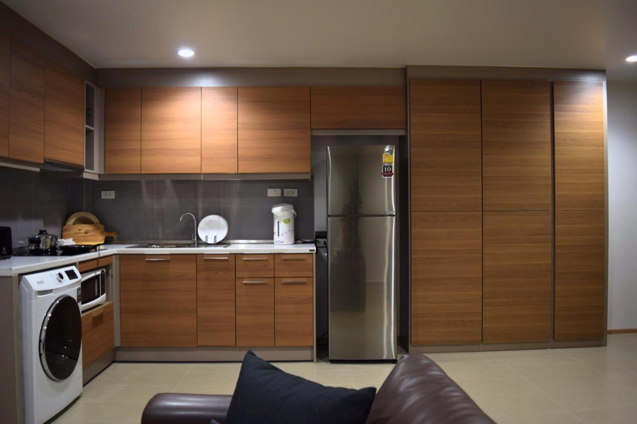 Mayflower House Apartment Bangkok