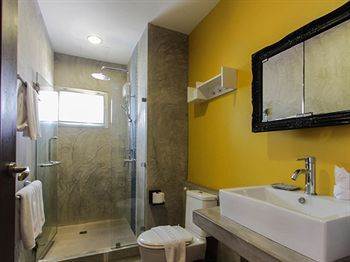 T Series Place Serviced Aparthotel 4*