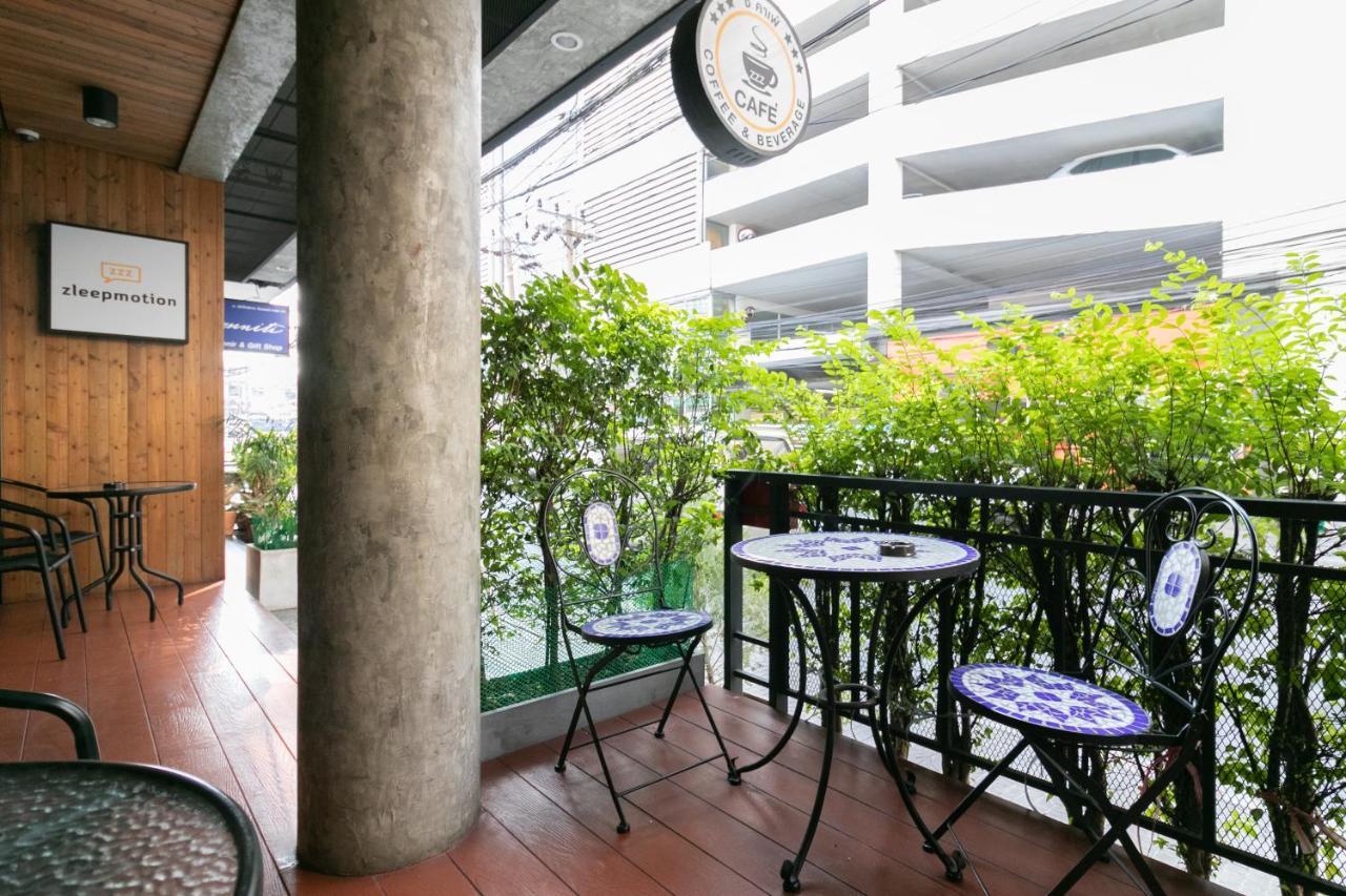 Zleepmotion Hostel *